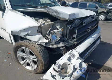 2005 Toyota Tacoma из США, поврежденный, VIN 5TENX22N15Z097352